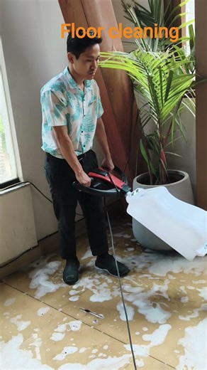 floor cleaning with single disk mechine goes very to clean flooring area