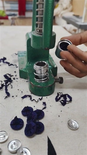 fabric button manually press machine@ #bespoketailoring 📐📏🧥