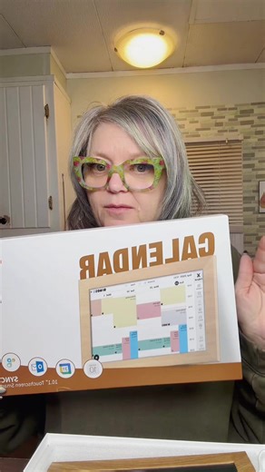 Digital Wall Planner for Effective Family Organization