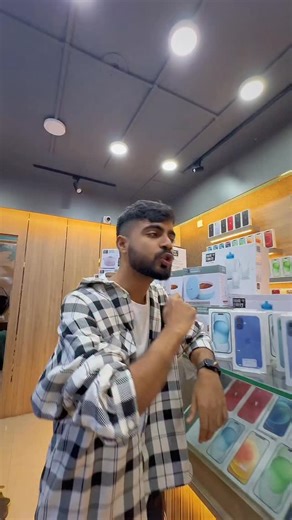 Visit Ssdigital Branch for Best Deals 🤩📣 #ssdigital #viral #instagram #bhfyp #fyp #trendingreels #iphone #trendingaudio #mobiles #giveaway | SS digital