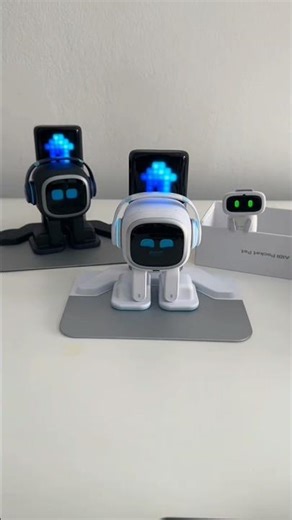 Unboxing Emo Robot 🤖📦 | Cutest AI Pet Ever?! #shorts #emo #emorobot