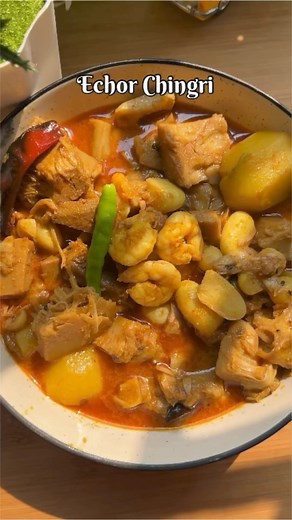 Echor Chingri Recipe - A Bengali style curry made with Unripe Jackfruit (Echor) and Prawns (Chingri)Unripe Jackfruit has been used as a mock meat in India and other South Asian countries for a long time. In most households there is a saying, if this is slowcooked properly along with spices this will taste just like meat. (I said this in Bengali in the reel)Detailed recipe in comments section.[Bengali Echor Chingri Recipe, Unripe Jackfruit Prawn Curry, Echor Chingri - Mock Meat Curry, How to Make