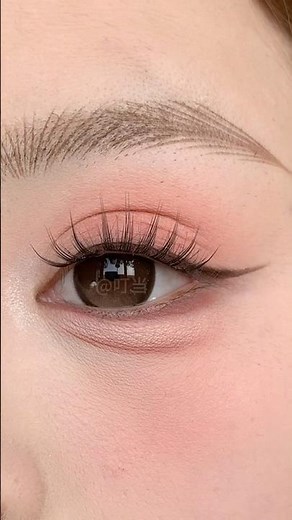 Korean eye makeup tutorial 🌷✨ #makeup #beauty #makeuptutorial