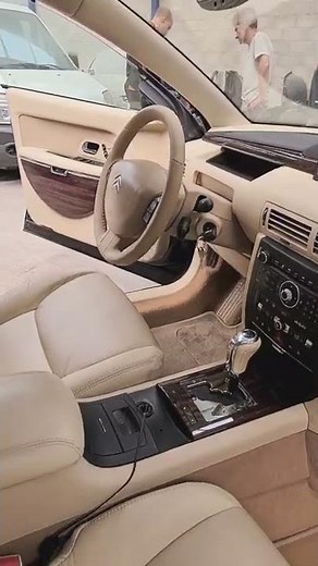 200,000 km, 10 years old and brand new 🇫🇷 This magnificent Citroen c6 👌 What do you think?