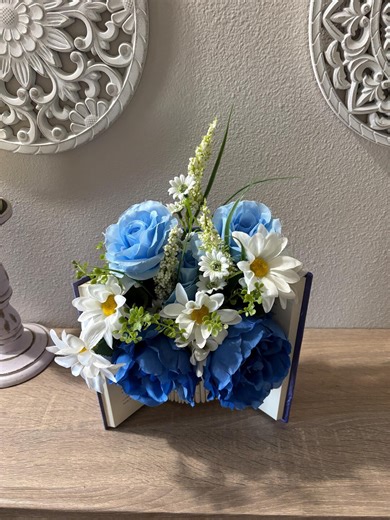 Blue Roses Book Art – Handmade Floral Sculpture, Vintage Decor - Etsy