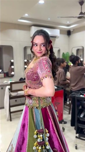Indian Bride Getting Ready | Makup : Rinku Patel | Dressing : Gazal Gupta