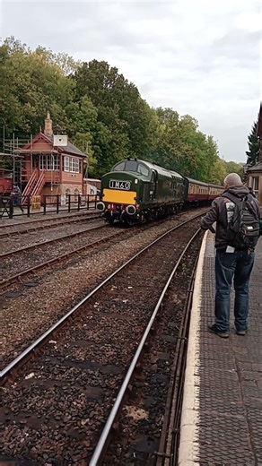 Class 37 looks great shunting at Highley station SVR Oct 2025 #severnvalleyrailway #class37 #train