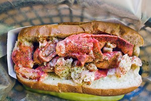 8 Lobster rolls in NYC at seafood restaurants and sandwich shops