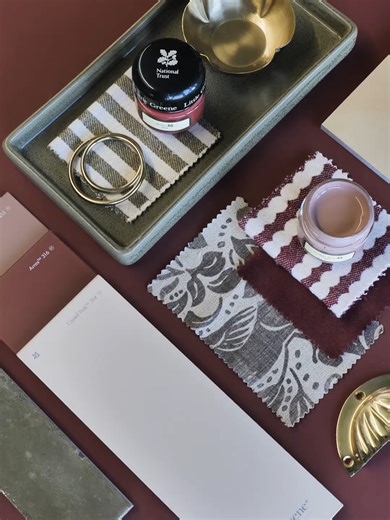 Arras is a heritage inspired red that’s made for cocooning spaces. Layer with warm whites, earthy neutrals and tactile details to create depth, contrast and calm. #redinteriors #fypinterior #FYPHome #littlegreene