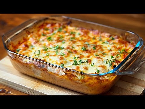 Cheesy beefy pasta bake - quick, easy, and so delicious!