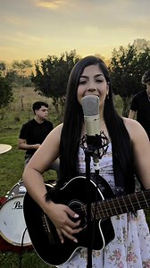 Esta canción es un poema popular que utiliza la imagen de la mariposa como símbolo de algo inalcanzable o deseado, se titula MARIPOSA PARA MI y es una polca paraguaya🇵🇾 🦋 #polcaparaguaya #iriscaballero #paraguay #paraguayosporelmundo | Iris Marina Caballero