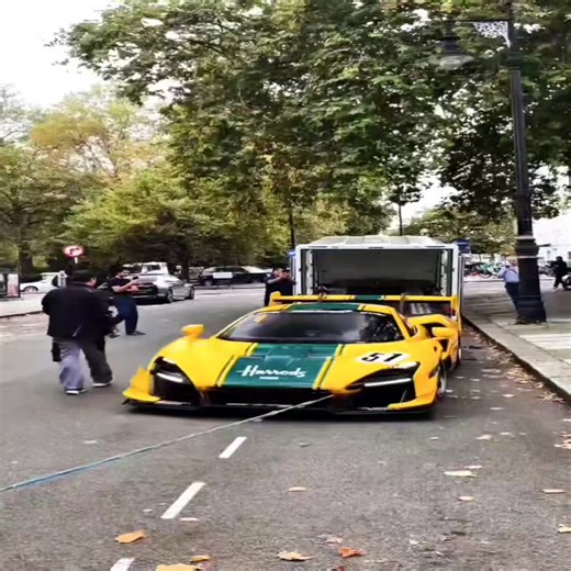 ‏#whattowatch live photo