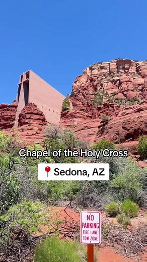 A visit to the iconic Chapel of the Holy Cross in Sedona is a beautiful way to begin a peaceful day. We are in awe of the stunning views from atop this breathtakingly unique chapel—all the more reason to take a trip and explore this amazing city! #verdevalleyaz #verdevalley #azhistory #arizonahistory #azculture #arizonaculture #culture #redrocks #visitarizona #visitarizona #ExploreSedona #discoversedona #rediscoversedona #visitsedonaarizona #hikesedona #sedonaculture #sedonashopping #sedonadinin