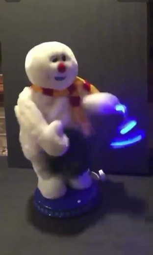 Gemmy FROSTY THE SNOWMAN Spinning Snowflake Animated Dancing Singing Works video