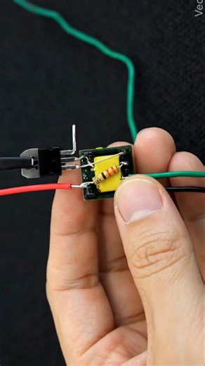 How to Make Mini Emergency Light Using 3.7V Battery and 220V LED Bulb#EmergencyLight #DIYHowToMa