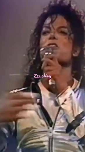 Mesmerizing High Notes: Michael Jackson Human Nature Performance