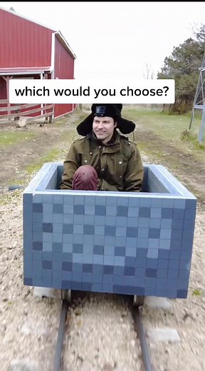 Halo Vs. Minecraft: Exploring the Epic Battle