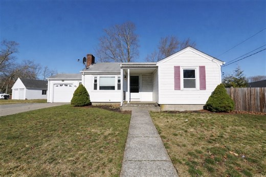 601 Arcade Ave, Seekonk, MA 02771 - MLS 73488035 - Coldwell Banker