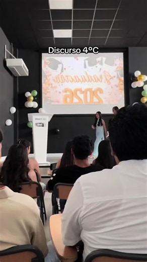 Discurso de graduación 4ºC sin micrófono: cómo no se notó