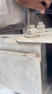 #176 rellenando de aceite de transmisión Mercon 55 a Ford Explorer, 2007, con motor 4.6 l, se echa por abajo por el Carter, | Técnico mecánico de Cristo.