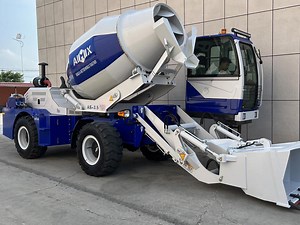 Safety Gear Essentials: Protecting Workers Around Concrete Mixers