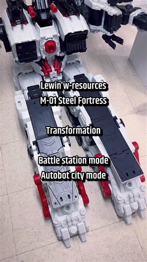 Andy Chan on Instagram: "Yes 4ft 88+ lb Metroplex does Transform! - Even just getting him back up onto the table shelf it was a huge struggle. Trying to find his balance stance again. Took a while even with 2 ppl… he’s something not to be messed with alone… - - - - - - #transformersmasterpiece #transformersmp #3rdpartytransformers #transformers3rdparty #autobotcity #metroplex"
