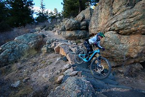 The Yeti 160E is a Race-Ready, Pedal Assist Party Bike [Review]