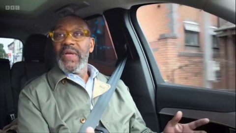 Lenny Henry shares pain of mother's death while on tour in Australia