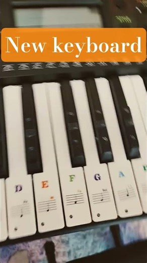 new keyboard what song next Verajaqa or chrismas hits