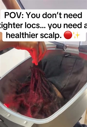 Today’s treatment = Red Light Ozone Therapy on mature dreadlocks to support thinning at the crown. Red light therapy helps stimulate the scalp, increase blood flow, and support stronger hair growth where thinning starts first. We finished with a gentle palm-roll retwist — ZERO tension. Because here’s the truth most men aren’t told 👇🏽 That popular middle part constant tension = stress on the same follicles every retwist… and over time, that leads to thinning & damage. Healthy locs aren’t about 