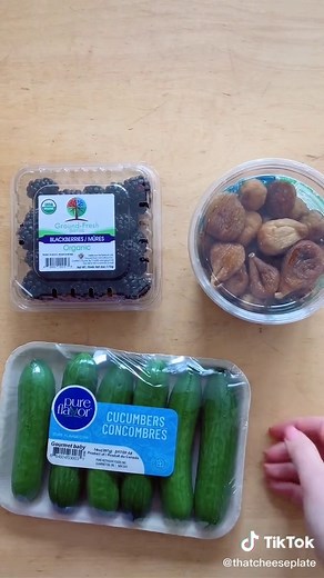 CHEESE PLATE BASICS! The only video you’ll ever need to make your first creation 🧀 Reply to @tluang_cc #cheeseplate #charcuterie #cheeseboard