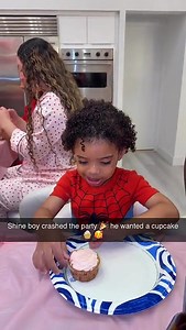 Shine boy crashed the party 🎉 he wanted a cupcake 🧁🥰 | Roberts babies