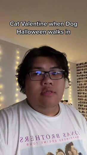 Cat Valentine’s Iconic Laugh in Victorious