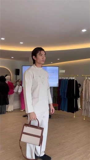 Matching Zoe Arisah X Tracey #model #ootd #bajuraya #raya #bag #outfit #bajumelayu #modelling #fyp