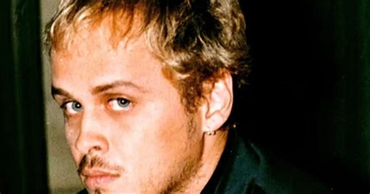 Guilherme Fontes revive personagem de ‘A Viagem’ e dá susto em funcionária na Globo