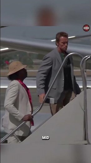 Commando – Arnold’s Ultimate One-Man War #Commando #Commando1985 #ArnoldSchwarzenegger #MovieRecap