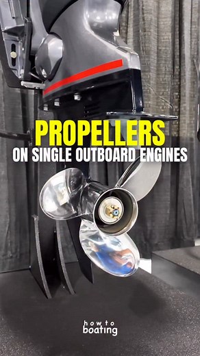 PROPELLERS on SINGLE ENGINE BOATS Are you stressed about docking? Do you know how to dock a boat? How To Boating will help relieve that stress so you can enjoy your time on the water🌊, DM us for more info on private boating instruction 👨🏼‍✈️ howtoboating.com #howtoboating #howto #boating #boat #yacht | How to boating