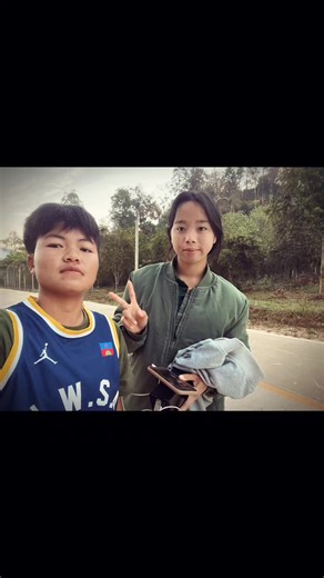 你要认真生活 热爱自己 没有理由不幸福@琳 @@鲍欣怡🇲🇲 #4xi