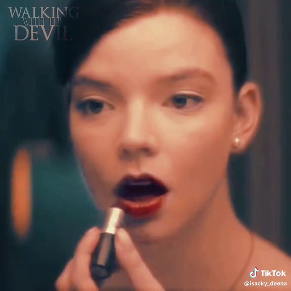 Tekueme Deena con canciones de Kpop 🙂‍↔️🩵 | Porque no puedo ser Isacky si no hago videos de apreciación a este mujerón. #WalkingWithTheDevilfanfic #💚💙#deenamidville #fypシ゚ #planetoftheapesfanficedit #WATTPAD #FANFIC #FANFICTION #fanficedit #BookTok #lamadreyreinadelossimios #planetoftheapesfanfic #fyp #parati #fypp