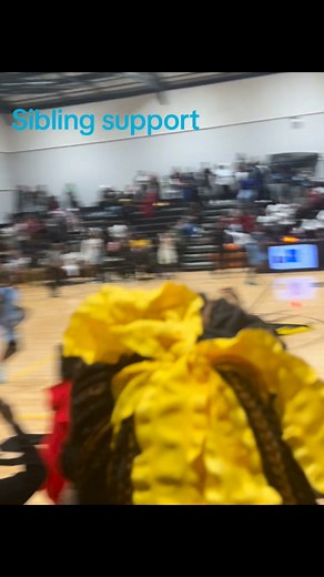 She cheer I watch!! | Cornelious Taylor