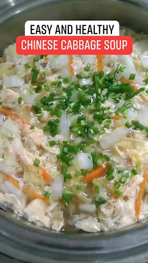 EASY AND HEALTHY CHINESE CABBAGE SOUP #chinesecabbagesoup #soup #souprecipe #chinesecabbage #chinesecabbagerecipe #napacabbage #cabbage #healthyfood #healthysoup #healthylife #food #cooking #cook #recipe #recipeideas #fbreels #reels2023 #fypシ゚viral | MM's Recipes