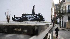 New Banksy artwork draws speculation on meaning