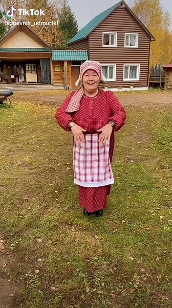 Traditional Udmurt Dress - Exploring the Rich Ethnic History of Udmurtia