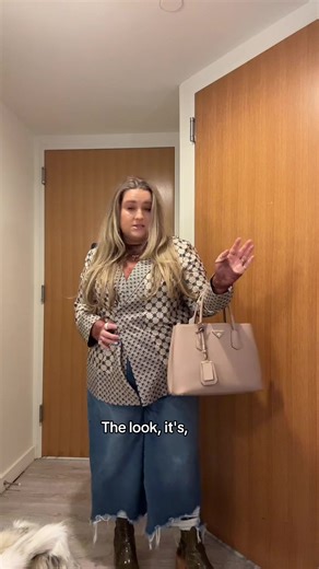 New York Fashion Week day 2 look!! Very casual but I love it! #nyfw #nyfw2026 #plussizeootd