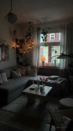 Creating a Cozy Hygge Living Room: Lighting Tips