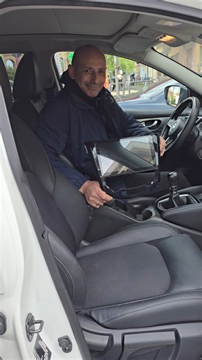 Pronti ad eseguire nissan qashqai monitor android apple car, prezzi e caratteristiche disponibili su www.audioelite.it #audioelite #nissan #nissanqashqai #nissanxtrail | Audio Elite