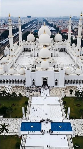 Inside The Most Beautiful Mosques In The World