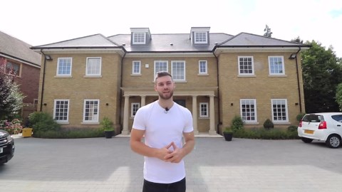 What we saw inside a modern mansion just outside London