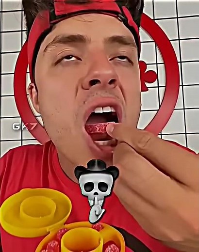 Eis que Você Tem um doce... #edit #trollface #viral #viraliza #shorts #naofloppa