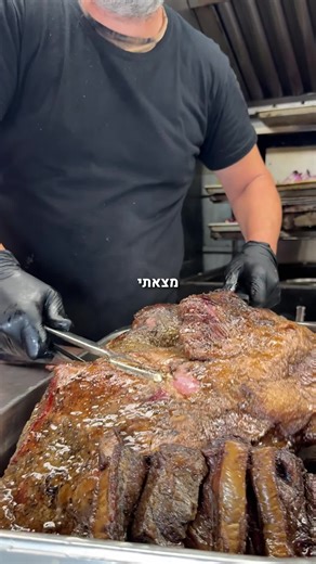 ‎דניאל דוד - רק מסעדות כשרות‎ on Instagram‎: "⁨ לכל מי שחיפש סטייקים , בשרים מעושנים בלי לקרוע את הכיס באווירה של טקסס , מצאתי לכם את המקום המושלם 🥩😍 🏷️ שם המקום: צ׳ופ צ׳ופ 📍מיקום: הבנים 3 , הוד השרון 🕍כשרות: רבנות (כל הבשר חלק רבנות) #דיןסושיאל #מסעדותכשרות #בשר #הודהשרון #מעשנה #פחמים #גריל⁩"‎